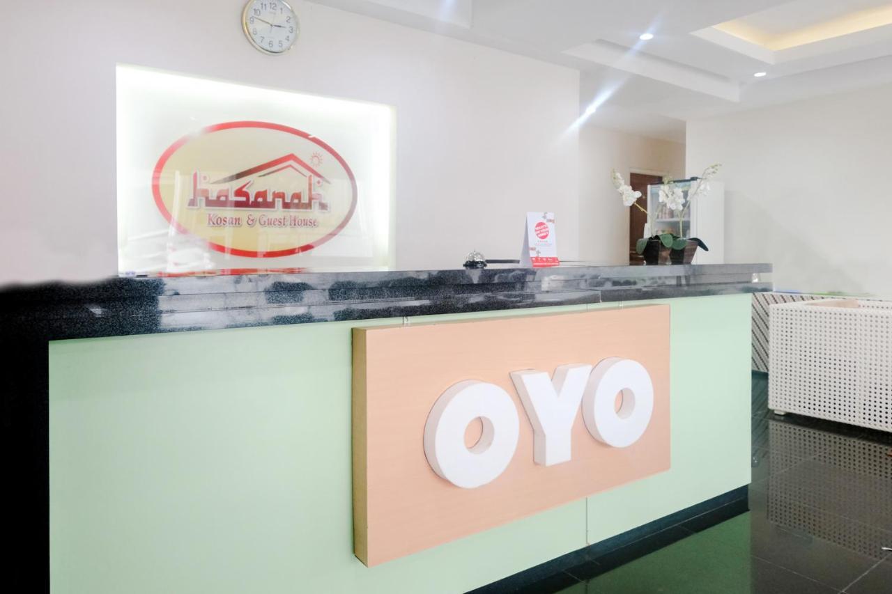 Oyo 696 Hasanah Guest House Syariah De Saphire Μαλάνγκ Εξωτερικό φωτογραφία